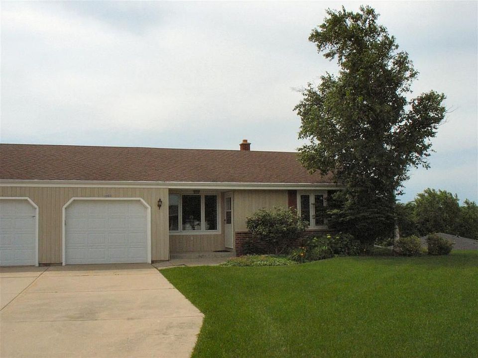 1st image of 1903 Hilltop Dr