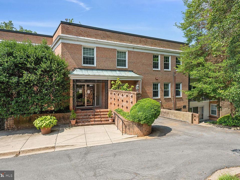 1st image of 3535 Chevy Chase Dr #106