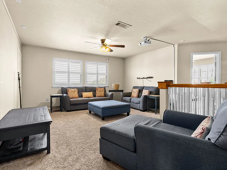 5815 Durango Dr — Photo 14
