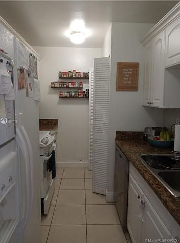 2nd image of 255 Galen Dr APT 2G