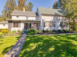 1960 Dodge Rd, East Amherst, NY 14051