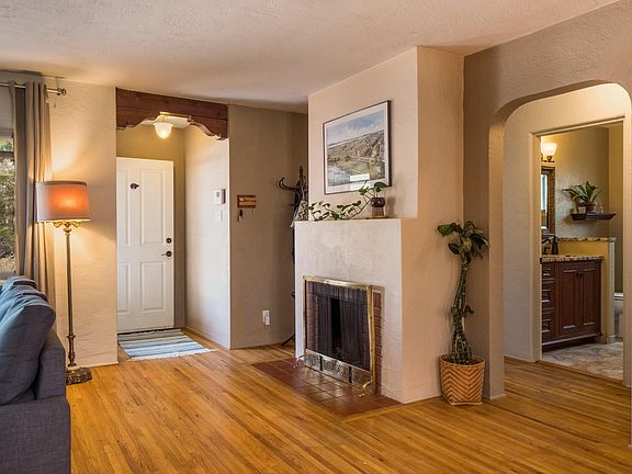4th image of 1713 Cardenas Dr NE