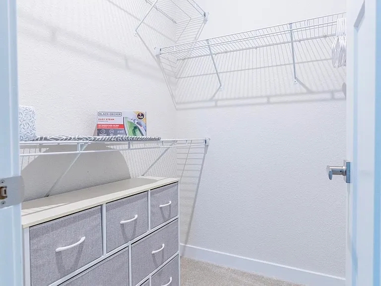 409 Fost Blvd — Photo 24