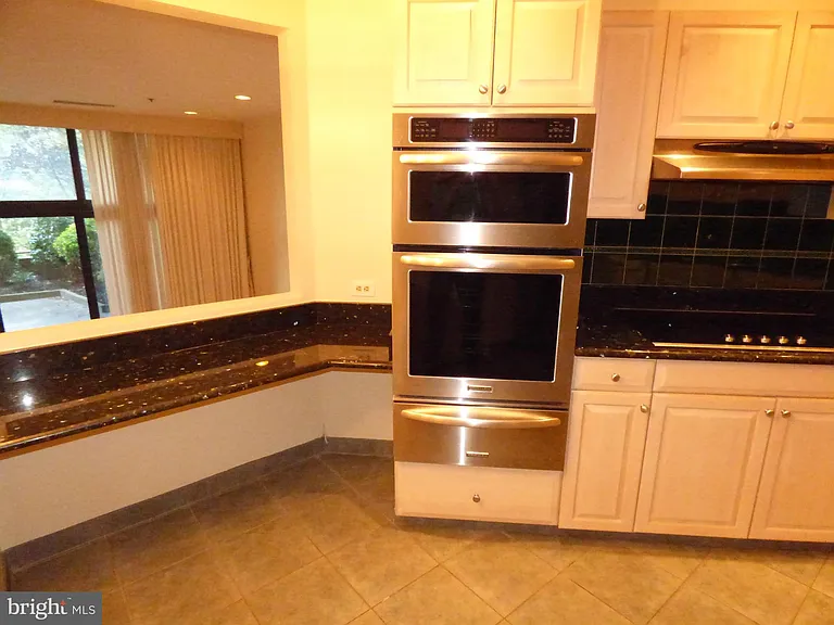 1401 N Oak St #G4 — Photo 7