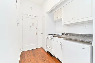 Rented by Living New York