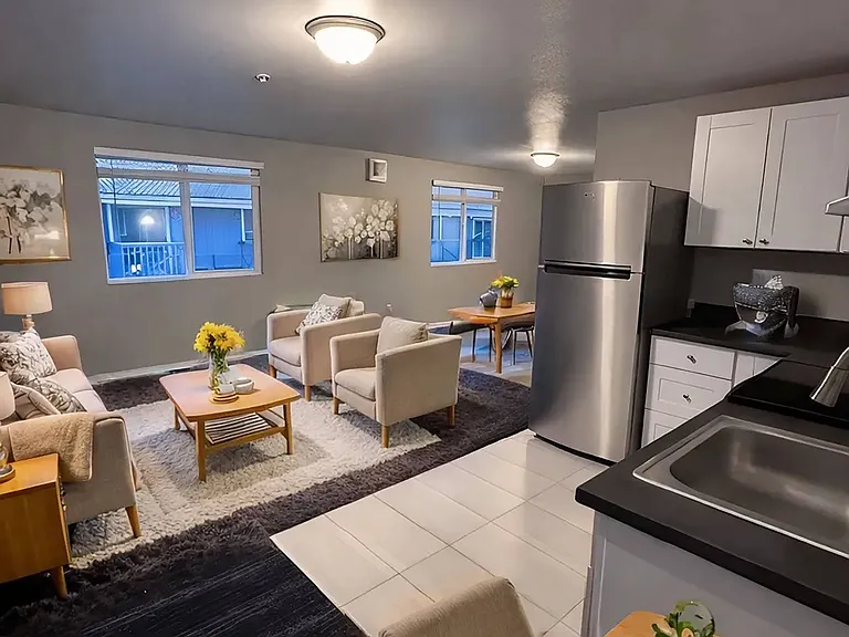 Indigo Apartments — Photo 11