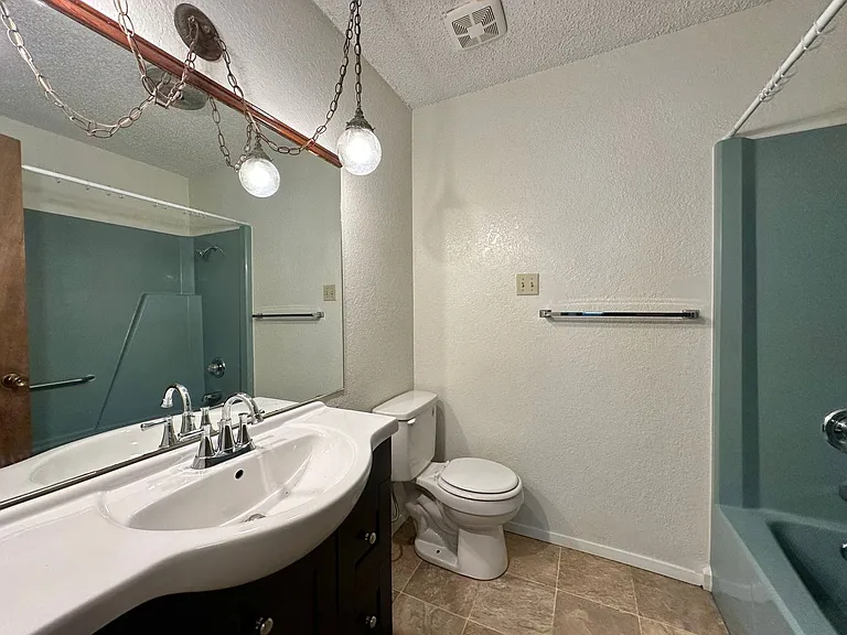1602 Becker Dr — Photo 19