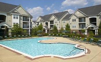 3rd image of 7800 Lewis Chapel Cir