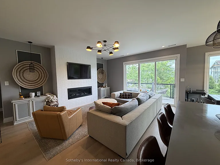 658 Johnston Park Ave — Photo 5