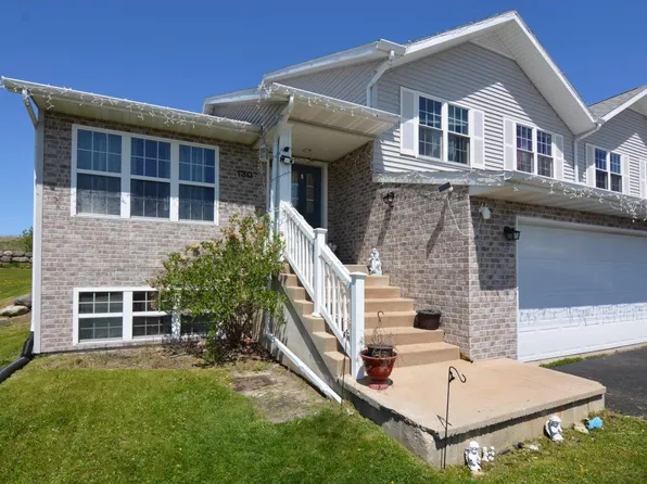 130 Community Drive, Fall River, WI 53932