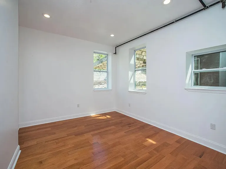 836-838 Concord Street — Photo 6
