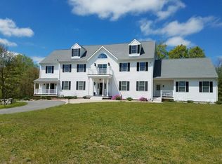 685 Glebe St, Taunton, MA 02780