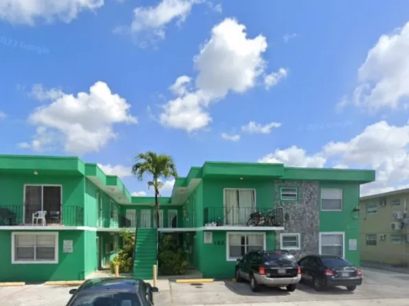 155 E 11th St #10, Hialeah, FL 33010