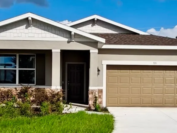 721 Crown Rose Dr, Eagle Lake, FL 33839