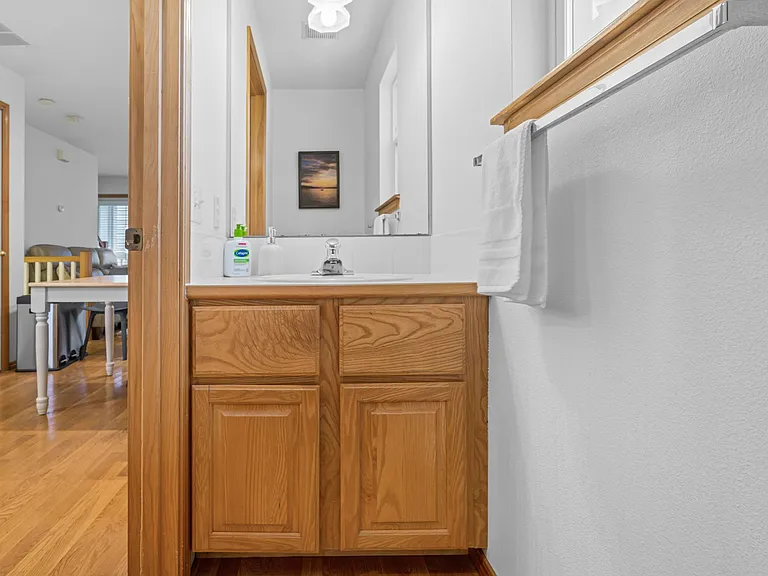 6320 9th Ave NE — Photo 25