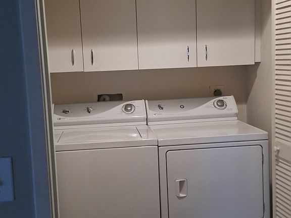 5th image of 620 State St Unit 418