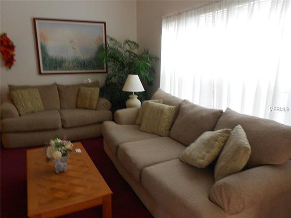 5th image of 215 Old Mill Cir