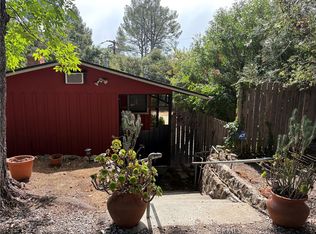 21313 Hillside Dr, Topanga, CA 90290