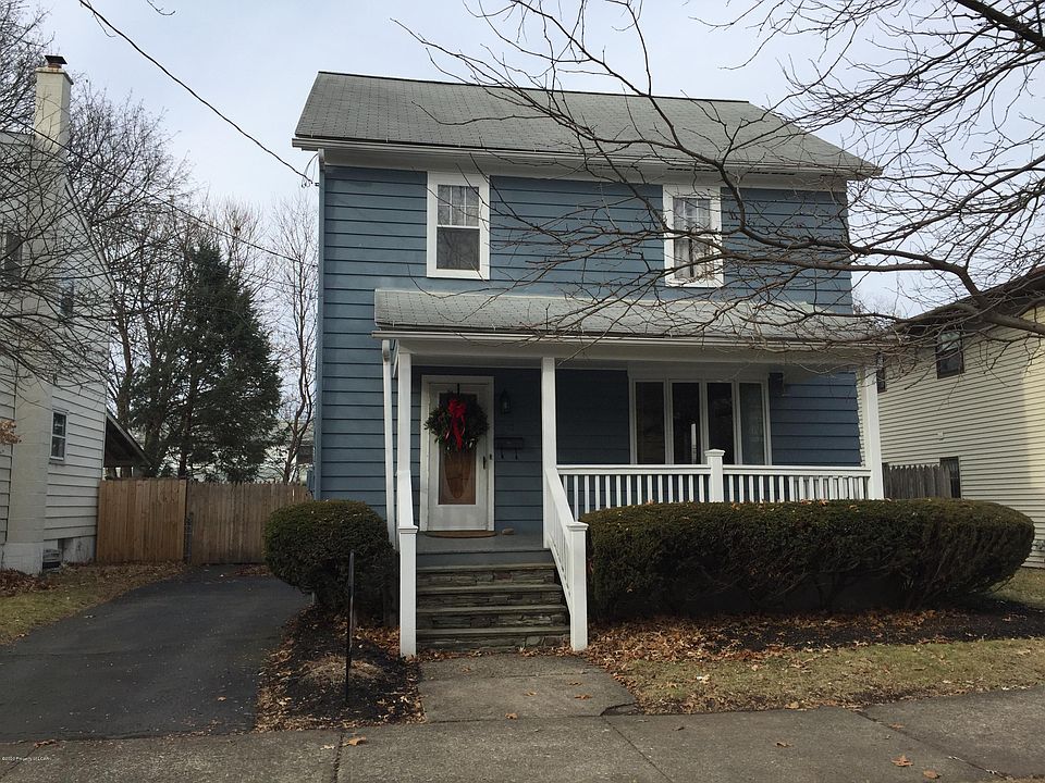 1st image of 94 N Thomas Ave