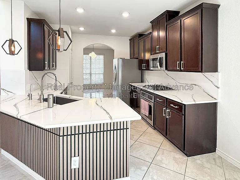 10228 Tahoka Pl — Photo 7