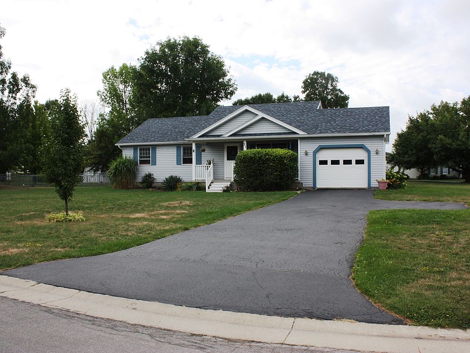 1st image of 21 Tearose Meadow Ln