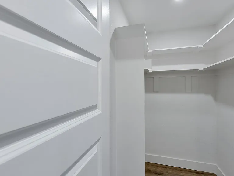1023 Strickland St — Photo 12