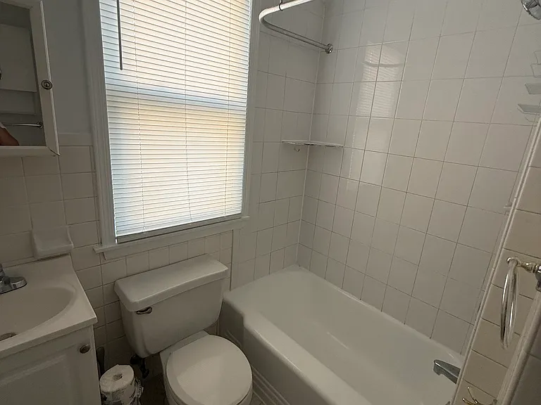 19 Neptune Ave — Photo 16