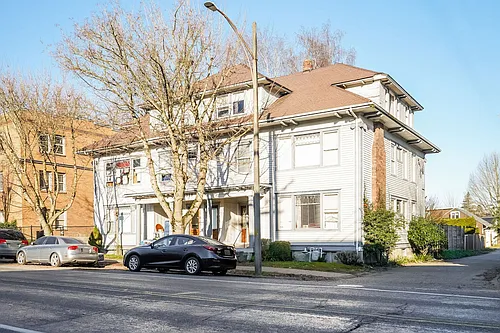 1319 6th Ave #F Photo 1 1319 6th Ave #F Photo 1