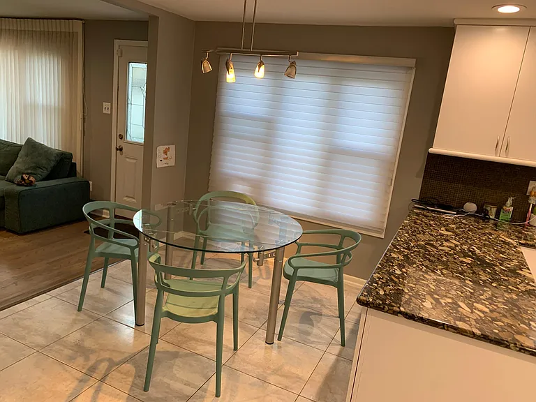 1613 Mayflower Ln — Photo 15