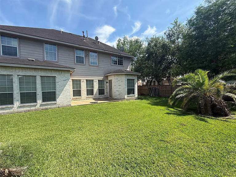 14009 Hollow Canyon Ln — Photo 18