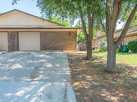3rd image of 308 Gardenview St #1