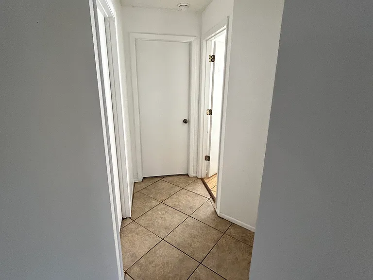 1432 Lakehurst Way — Photo 17