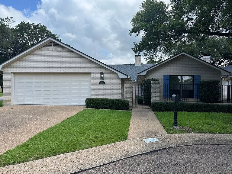 4105 Old Mill Rd — Photo 1