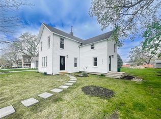207 2nd St NW, Mitchellville, IA 50169
