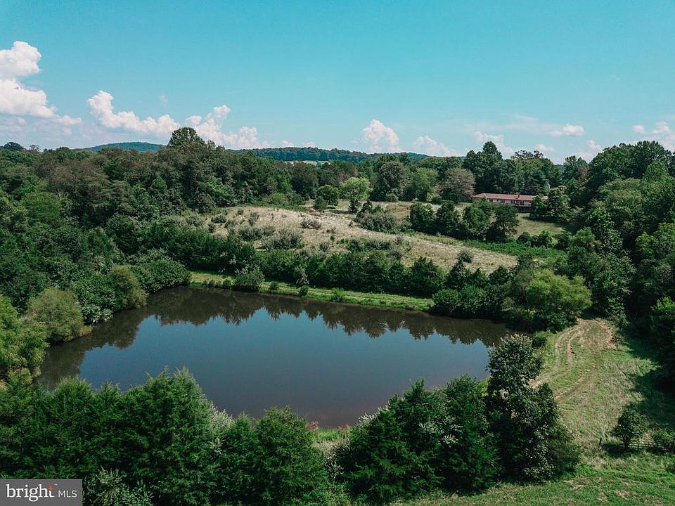 2nd image of 23562 Cedar Ridge Rd
