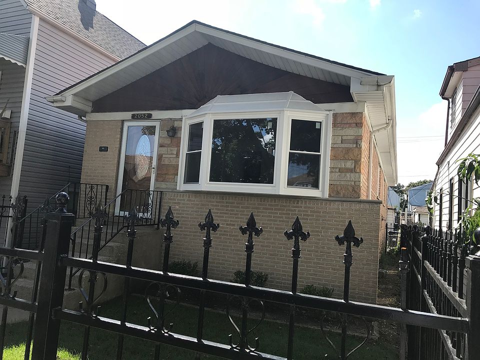 1st image of 2052 N Lockwood Ave