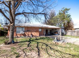 306 Hickory St, Roscoe, TX 79545