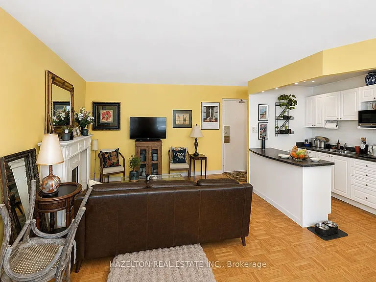 4 Sherbourne St N #101 — Photo 7