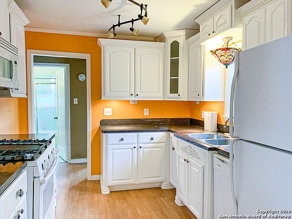 4th image of 338 Byrnes Dr