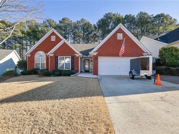 436 Suwanee East Dr, Lawrenceville, GA 30043