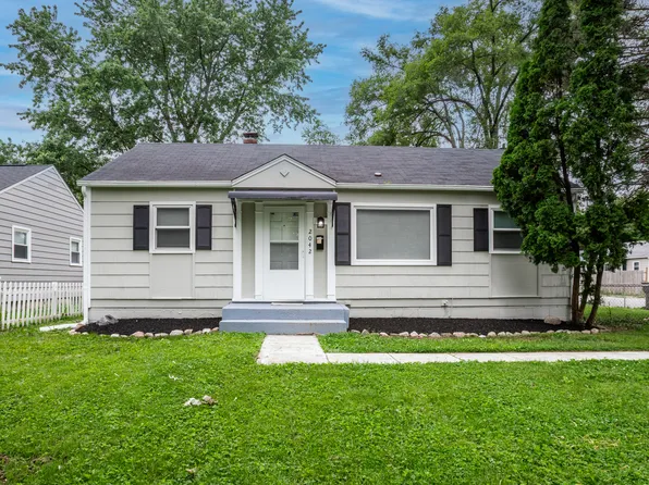 2042 Kessler Boulevard North Dr, Indianapolis, IN 46222
