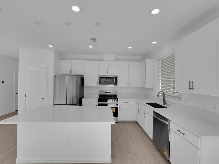 10234 Restless River St — Photo 14
