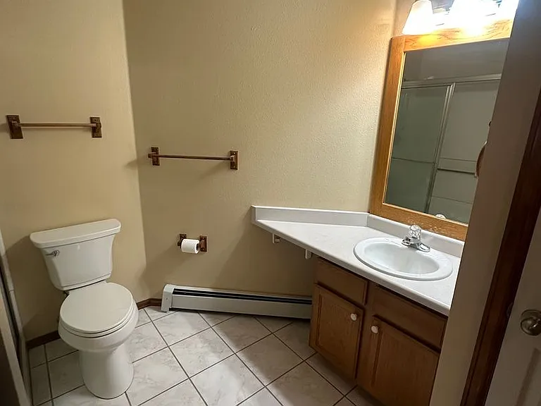 2838 Grand Falls Cir #B — Photo 10