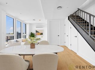 104 Frost St #701, Brooklyn, NY 11211