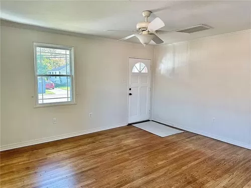 Livingroom - 408 Montgomery Ave