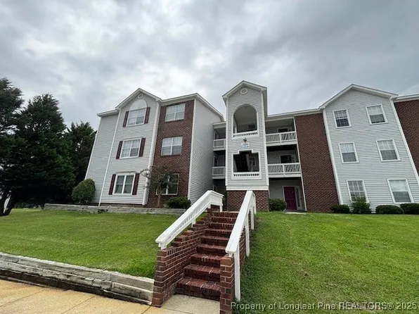 300 Waterdown Dr APT 5, Fayetteville, NC 28314