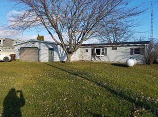 4579 Lake Superior Dr, Standish, MI 48658