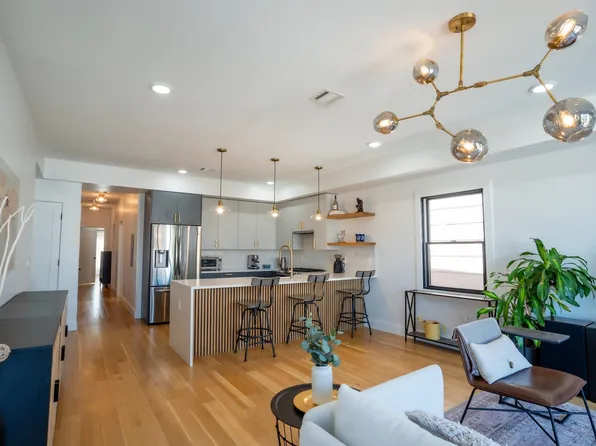 11 Irving Street image 6 of 21