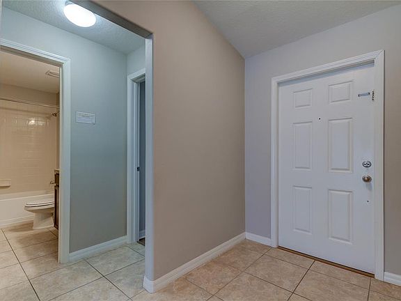 2nd image of 18118 Arbor Crest Dr