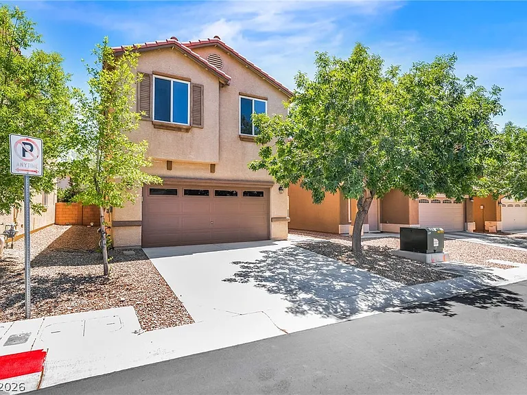 3520 Dune Grass St — Photo 2